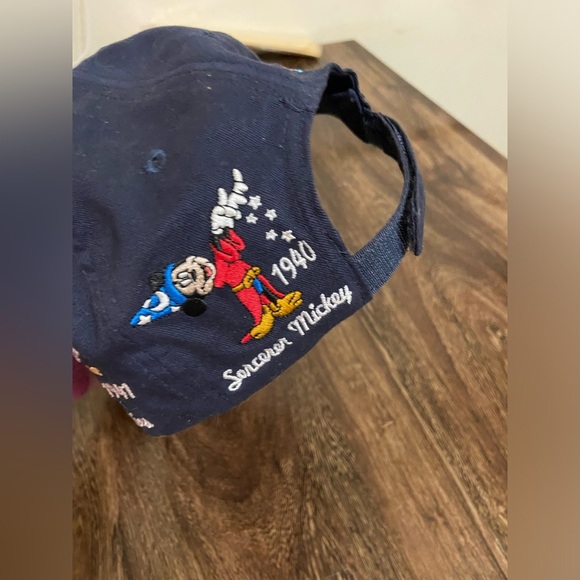 Vintage 1990 embroidered Mickey Mouse hat - Picture 3 of 6